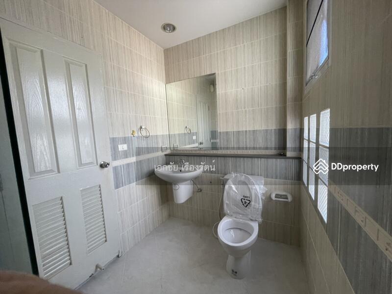 หมู่บ้านเพอร์เฟค เพลส สุขุมวิท 77 เฟส 3 083-179-6067 ,084-549-9859 , 095636-4242 แอร์