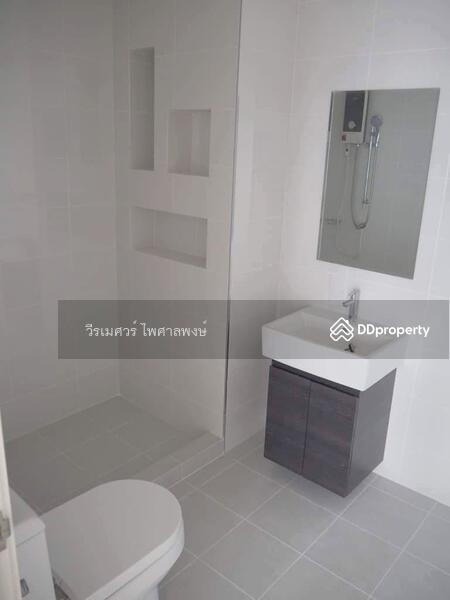 ขาย ทาวน์โฮม 3 ชั้น-รามอินทรา (ตกแต่ง สไตล์โมเดิร์น) 23 ตร.ว. 200 ตร.ม. 3 นอน 3 น้ำ