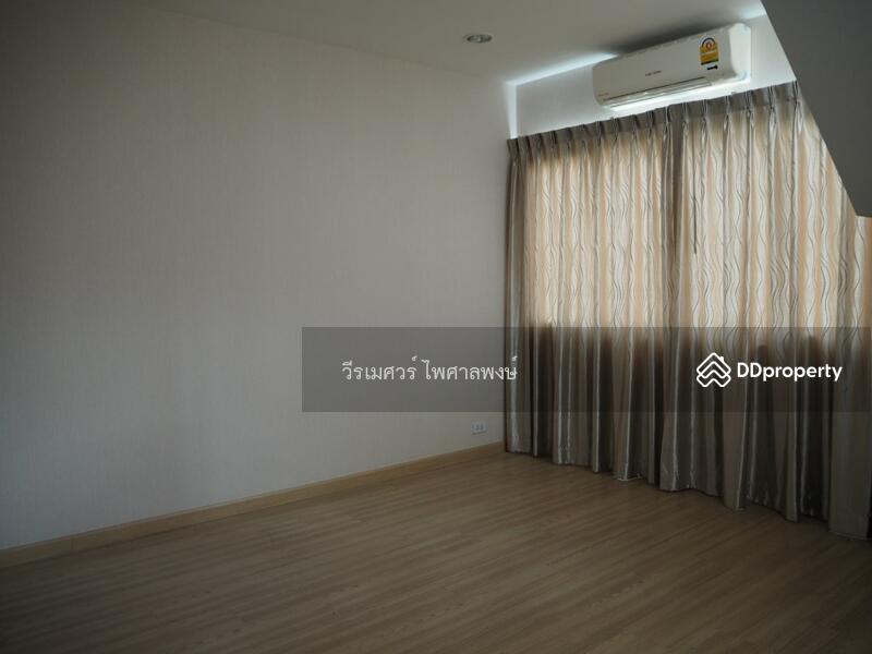 ขาย ทาวน์โฮม 3 ชั้น-รามอินทรา (ตกแต่ง สไตล์โมเดิร์น) 20.9 ตร.ว. 200 ตร.ม. 3 นอน 3 น้ำ 