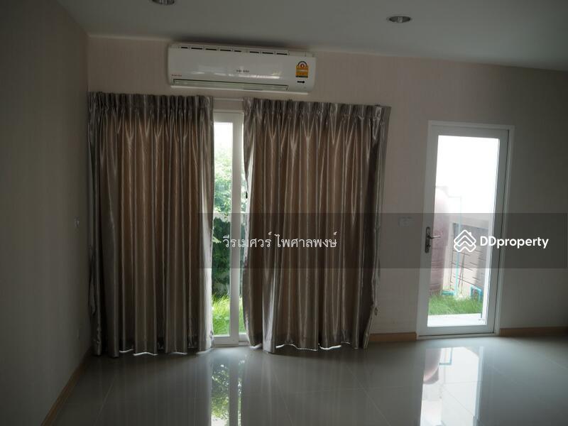 ขาย ทาวน์โฮม 3 ชั้น-รามอินทรา (ตกแต่ง สไตล์โมเดิร์น) 20.9 ตร.ว. 200 ตร.ม. 3 นอน 3 น้ำ 