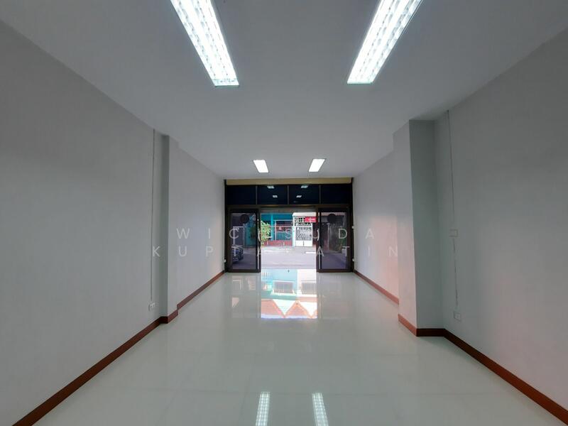 ขาย - ขายตึกแถวกำแพงเพชร 3 ชั้น ใกล้โรงพยาบาลกำแพงเพชร, กำแพงเพชร