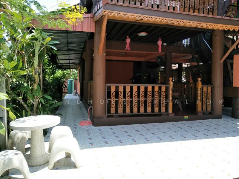 ให้เช่าบ้านใกล้เมืองเชียงใหม่ย่าน บริเวณ สันผีเสื้อ, Chiang Mai, San Phi Sua, Muang Chiang Mai, Chiang Mai, 3 Bedrooms, 190 sqm, Single Detached House For Rent, by คุณ ธีรชาติ, 8224110 - DDproperty.com