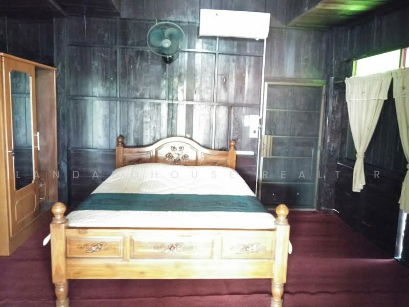 ให้เช่าบ้านใกล้เมืองเชียงใหม่ย่าน บริเวณ สันผีเสื้อ, Chiang Mai, San Phi Sua, Muang Chiang Mai, Chiang Mai, 3 Bedrooms, 190 sqm, Single Detached House For Rent, by คุณ ธีรชาติ, 8224110 - DDproperty.com