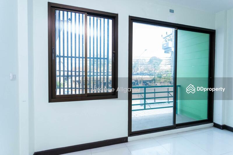 เช่าอาคารพาณิชย์, นครราชสีมา, ในเมือง, เมืองนครราชสีมา, นครราชสีมา, 250 ตร.ม., ตึกแถว-อาคารพาณิชย์ ให้เช่า, โดย วิรณี, 8234962 - DDproperty.com