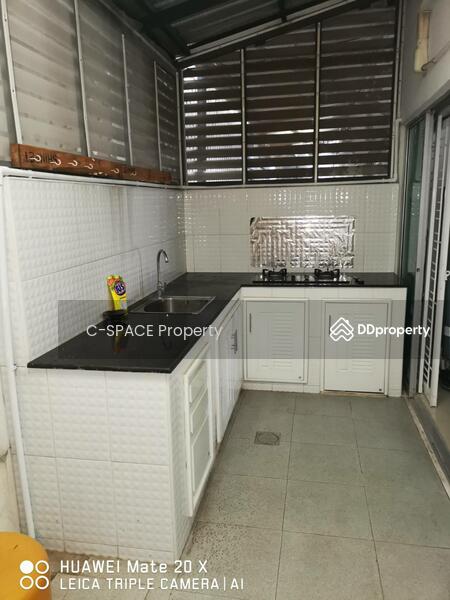 ให้เช่า บ้านTOWNHOME LPN Town ville ถนนศรีนครินทร์-แบริ่ง มีเฟอร์นิเจอร์และเครื่องใช้ไฟฟ้าครบ, สมุทรปราการ, สำโรงเหนือ, เมืองสมุทรปราการ, สมุทรปราการ, 145 ตร.ม., ทาวน์เฮ้าส์ ให้เช่า, โดย Sea Saikeaw (Cspace), 8248958 - DDproperty.com