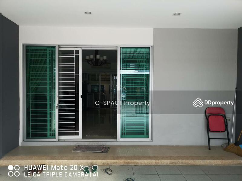 House for rent TOWNHOME LPN Town ville Srinakarin-Bearing Road. Fully furnished, Samut Prakan, Samrong Nua, Muang Samut Prakarn, Samut Prakan, 3 Bedrooms, 145 sqm, Townhouse For Rent, by Sea Saikeaw, 8248958 - DDproperty.com