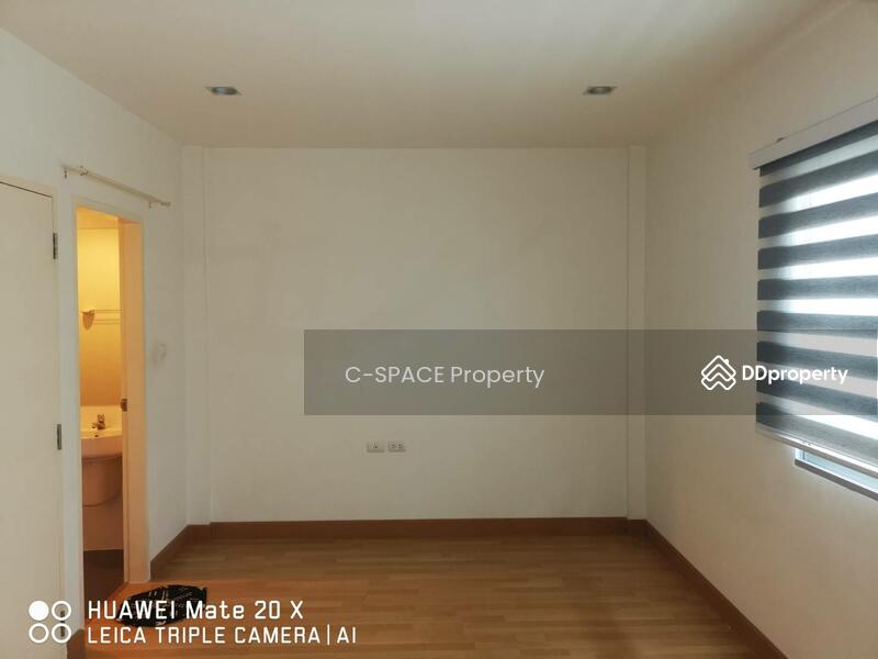 House for rent TOWNHOME LPN Town ville Srinakarin-Bearing Road. Fully furnished, Samut Prakan, Samrong Nua, Muang Samut Prakarn, Samut Prakan, 3 Bedrooms, 145 sqm, Townhouse For Rent, by Sea Saikeaw, 8248958 - DDproperty.com