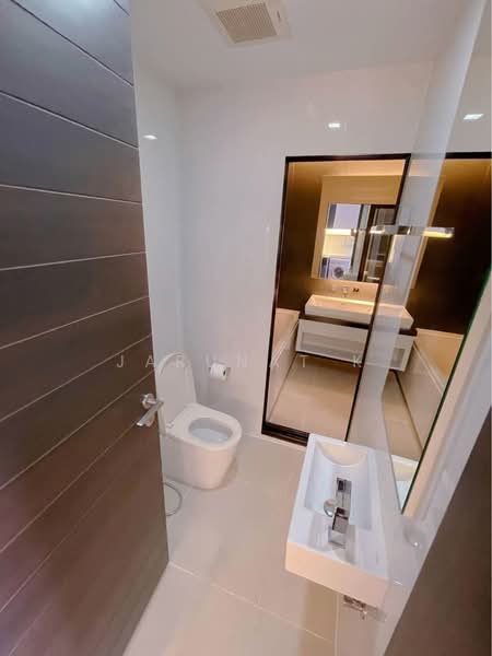 Ivy Ampio, Bangkok, 48 Ratchadaphisek Road, Huai Khwang, Bangkok, 1 Bedroom, 44 sqm, Condo For Rent, by Jarunat K, 8249874 - DDproperty.com
