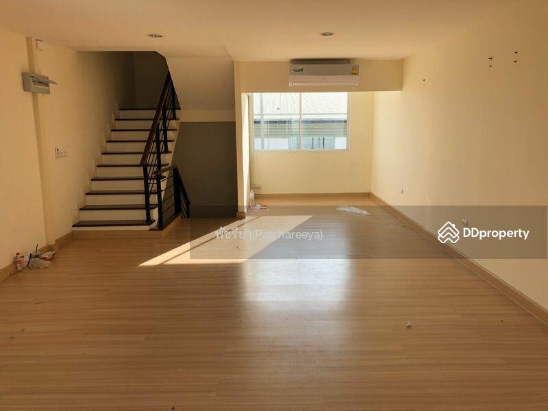 ทาวน์โฮม ปรัชญา บิซ โฮม @ อ่อนนุช, Bangkok, Prawet, Bangkok, 4 Bedrooms, 154 sqm, Townhouse For Rent, by Living Condo, 8333950 - DDproperty.com