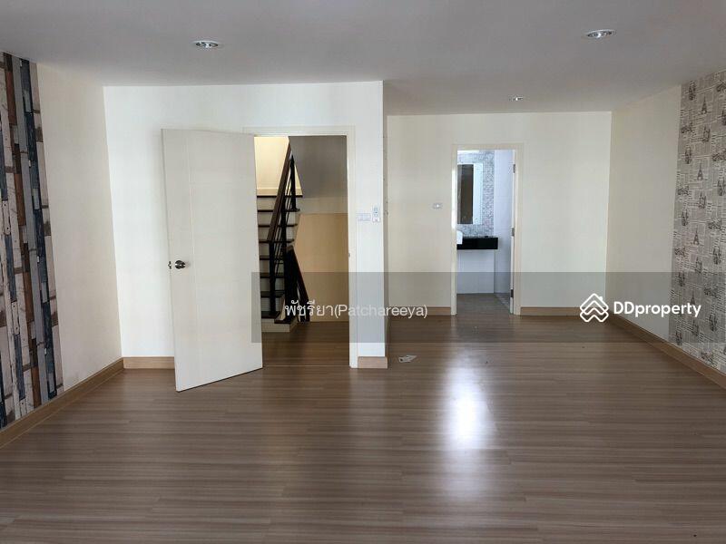 ทาวน์โฮม ปรัชญา บิซ โฮม @ อ่อนนุช, Bangkok, Prawet, Bangkok, 4 Bedrooms, 154 sqm, Townhouse For Rent, by Living Condo, 8333950 - DDproperty.com