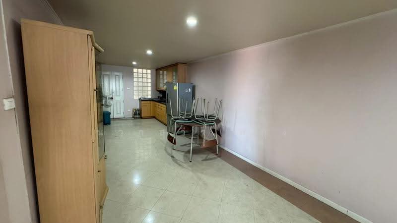 Waterford Park Rama 4, Bangkok, 77 Phum Chit Alley, Phra Kanong, Khlong Toei, Bangkok, 2 Bedrooms, 75 sqm, Condo For Sale, by นวลสุวีร์ พยุง, 8350057 - DDproperty.com