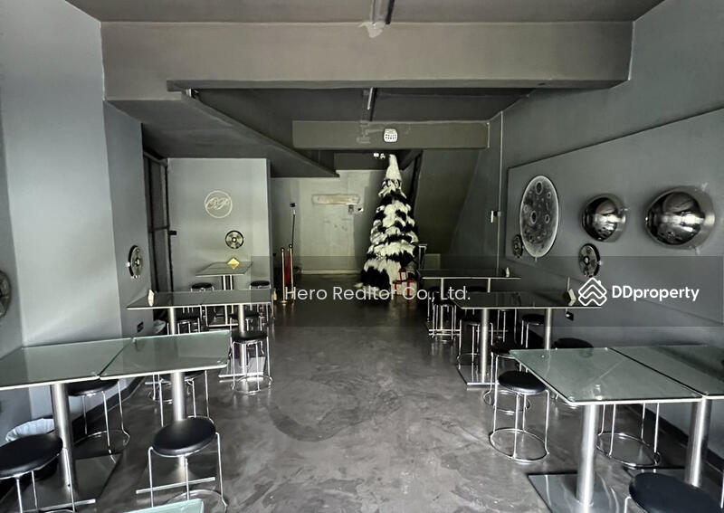 ให้เช่า - For Rent Bangkok Shophouse Ekkamai BTS Ekkamai Watthana BRE14877, กรุงเทพ