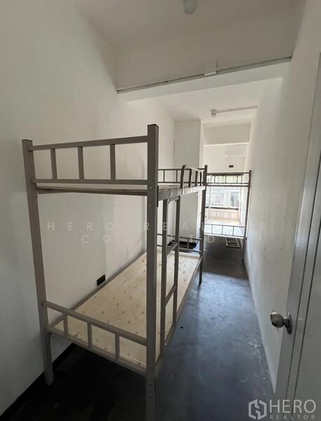 For Rent - For Rent Bangkok Shophouse Ekkamai BTS Ekkamai Watthana BRE14877, Bangkok