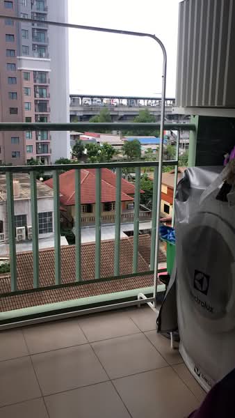 Lumpini Place Srinakarin-Huamak Station, Bangkok, Srinakarin Road, Suan Luang, Suan Luang, Bangkok, 1 Bedroom, 26 sqm, Condo For Rent, by Living Condo, 8380511 - DDproperty.com