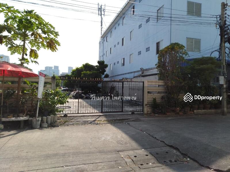 ขาย - ขาย ที่ดินซอยวิภาวดีรังสิต 34 ฝั่งตรงข้าม สำนักงานเขตจตุจักร เนื้อที่ 169 ตารางวา, กรุงเทพ