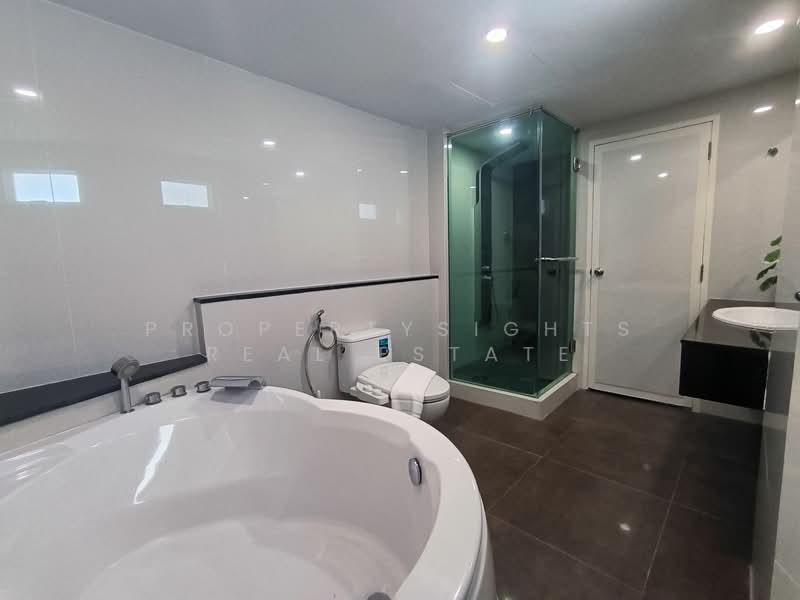 Fifty Fifth Tower, Bangkok, 84 Soi Sukhumvit 55, Sukhumvit Road, Khlong Tan Nua, Watthana, Bangkok, 3 Bedrooms, 223 sqm, Condo For Rent, by PROPERTYSIGHTS REAL ESTATE, 8438803 - DDproperty.com