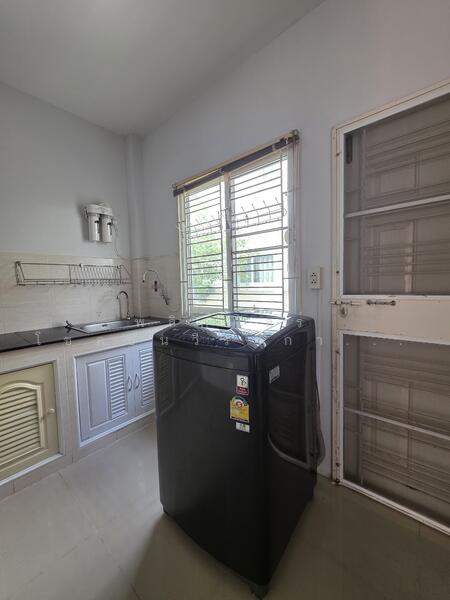 บ้านพร้อมเฟอร์ครบพร้อมอยู่ ใกล้ห้างเซ็นทรัลใกล้ห้างเทอมินอล 2300/ด, Nakhon Ratchasima, 555/42 ประโดก, Mun Wai, Muang Nakhon Ratchasima, Nakhon Ratchasima, 3 Bedrooms, 80 sqm, Single Detached House For Rent, by พลิศภัสร์ โชคธนวีระกานต์, 8444722 - DDproperty.com
