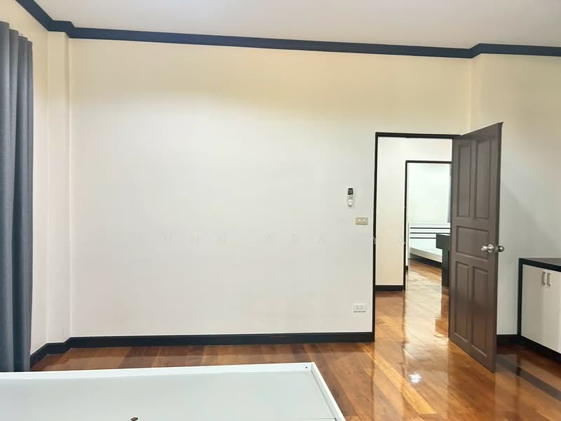 ให้เช่าบ้านเดี่ยวหลังใหญ่ ทำเลดีใกล้BTSเอกมัย, Bangkok, เอกมัย, Khlong Tan Nua, Watthana, Bangkok, 3 Bedrooms, 300 sqm, Single Detached House For Rent, by Khun Aranya, 8447828 - DDproperty.com