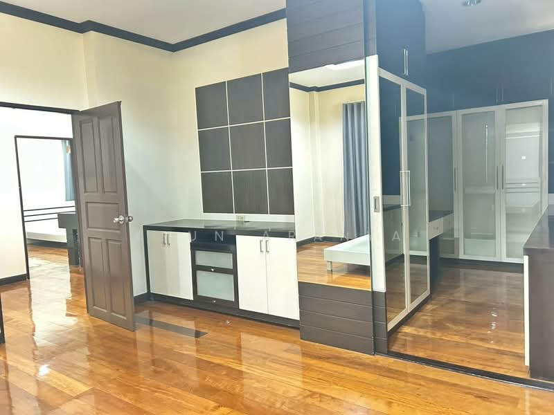 ให้เช่าบ้านเดี่ยวหลังใหญ่ ทำเลดีใกล้BTSเอกมัย, กรุงเทพ, เอกมัย, คลองตันเหนือ, วัฒนา, กรุงเทพ, 300 ตร.ม., บ้านเดี่ยว ให้เช่า, โดย Khun Aranya, 8447828 - DDproperty.com