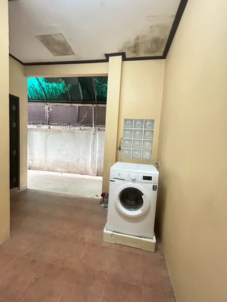 ให้เช่าบ้านเดี่ยวหลังใหญ่ ทำเลดีใกล้BTSเอกมัย, Bangkok, เอกมัย, Khlong Tan Nua, Watthana, Bangkok, 3 Bedrooms, 300 sqm, Single Detached House For Rent, by Khun Aranya, 8447828 - DDproperty.com