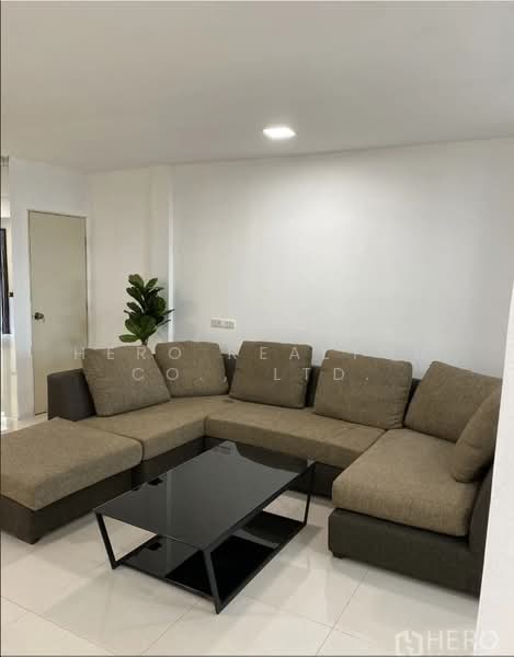 For Rent 3 Bedroom Townhouse near BTS Phrom Phong, Khlong Toei Bangkok BRE15192, กรุงเทพ, คลองตัน, คลองเตย, กรุงเทพ, 300 ตร.ม., ทาวน์เฮ้าส์ ให้เช่า, โดย Hero Realtor Co., Ltd., 8448868 - DDproperty.com
