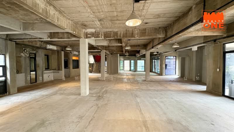 Home office in Town in Town village, Soi 7, 3 storey, 2 buildings at the corner, Bangkok, 1611 Thanon Si Vara, Phlapphla, Wang Thonglang, Bangkok, , 1,300 sqm, Office Space For Rent, by ธัชเวท จิระติวานนท์, 8453364 - DDproperty.com