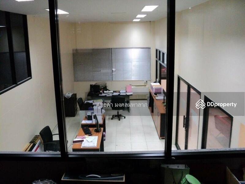 ขาย - ขายโชว์รูม และอู่ซ่อมรถ พร้อมบ้านพักอาศัย ถ.แยกอุดร-หนองคาย หนองบัว เมืองอุดร, อุดรธานี