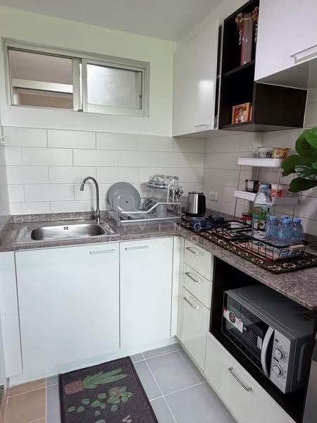 Lumpini Ville Ramkhamhaeng 26, Bangkok, Soi Ramkamhang 26, Huamark Road, Hua Mak, Bang Kapi, Bangkok, 1 Bedroom, 32 sqm, Condo For Rent, by Living Condo, 8474828 - DDproperty.com