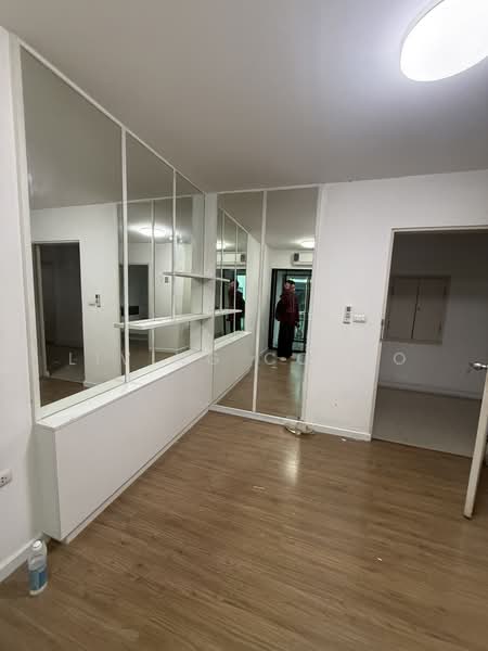 iCondo Sukhumvit 105, Bangkok, 20 Soi Lasalle 19,  Sukhumvit 105 Road, Bang Na, Bang Na, Bangkok, 1 Bedroom, 30 sqm, Condo For Rent, by Living Condo, 8479713 - DDproperty.com
