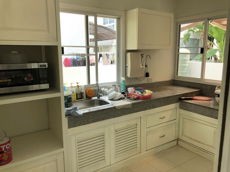 Single house Homeplace the Park ( Wongwaen - Rama9 Road ), Bangkok, 55/31 พัฒนาชนบท3, Khlong Song Ton Nun, Lat Krabang, Bangkok, 3 Bedrooms, 203 sqm, Single Detached House For Sale, by กุลชริน สุดแสนสง่า, 8509680 - ห้องครัว - DDproperty.com