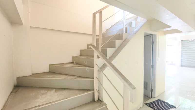 4 and a half storey commercial building Arun Amarin Junction, Soi Somdej Phra Pinklao 11, Bangkok, ราชวิถี, Arun Amarin, Bangkok Noi, Bangkok, , 1,800 sqm, Shophouse For Sale, by HOMEPLUS REALTY - คุณอีฟ, 8569308 - DDproperty.com