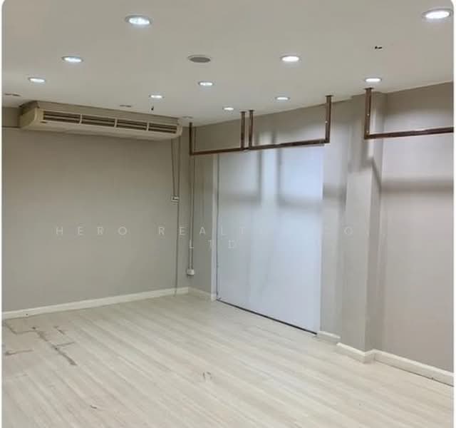For Rent Retail / Home Office near BTS Thong Lo, Watthana, Bangkok BRE15492, Bangkok, Phra Kanong, Khlong Toei, Bangkok, , 300 sqm, Office Space For Rent, by Hero Realtor Co., Ltd., 8578042 - DDproperty.com