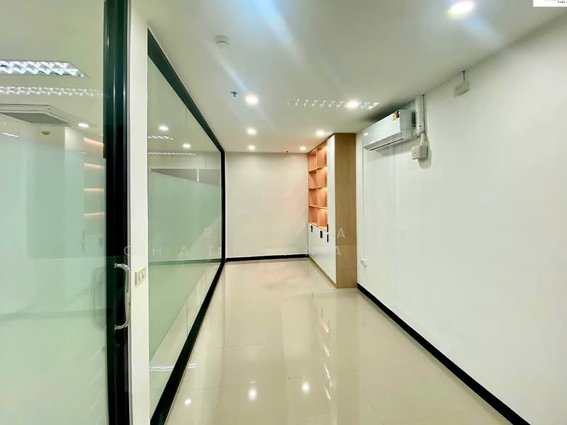 Office space for rent 41 sqm.25,568/month, กรุงเทพ, Ramada, บางจาก, พระโขนง, กรุงเทพ, 92 ตร.ม., พื้นที่ขายของ ให้เช่า, โดย Ratana Chatthinawat, 8604105 - DDproperty.com