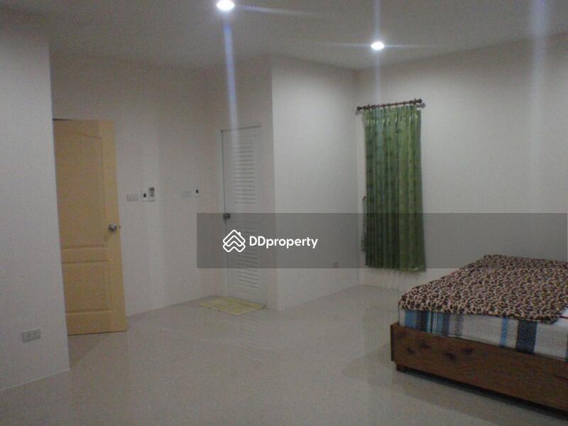 ให้เช่า - ให้เช่าบ้าน 2 ชั้น 4ห้องนอน 3 ห้องน้ำ 2 ที่จอดรถ Air conditioner 5 เครื่อง ม.เพลินใจ 2 ระยอง, ระยอง