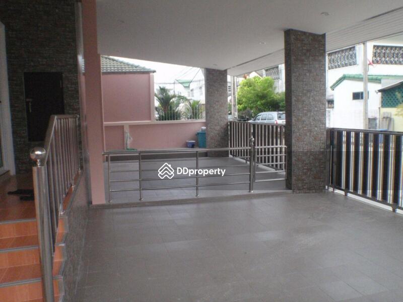 ที่จอดถ 2 คัน