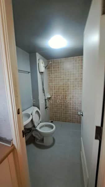 Lumpini Condo Town Romklao-Suvarnabhumi, Bangkok, Rom Klao Road 1, Khlong Sam Prawet, Lat Krabang, Bangkok, 2 Bedrooms, 44 sqm, Condo For Rent, by Living Condo, 8623908 - DDproperty.com