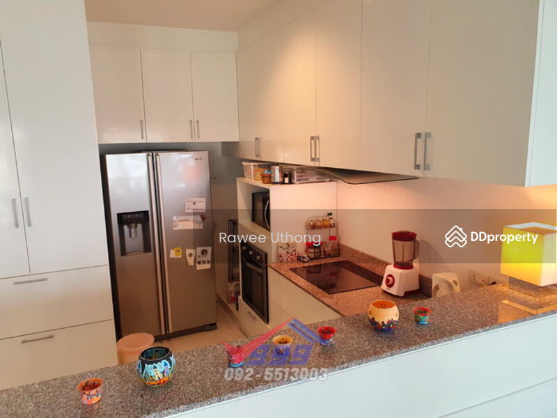 full kitchen equipment with big storage