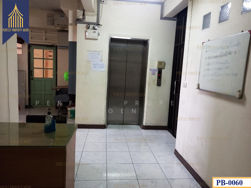 For Sale - อพาร์ทเม้นท์ ราคาถูก 2 ตึก ใกล้มหาวิทยาลัยธุรกิจบัณฑิตย์ นนทบุรี, Nonthaburi