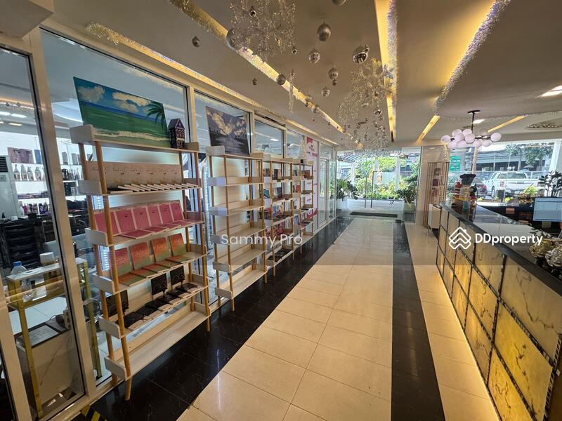 For Sale - Hotel for sale Klassique Sukhumvit (with hotel license) On Nut, Bangkok., Bangkok