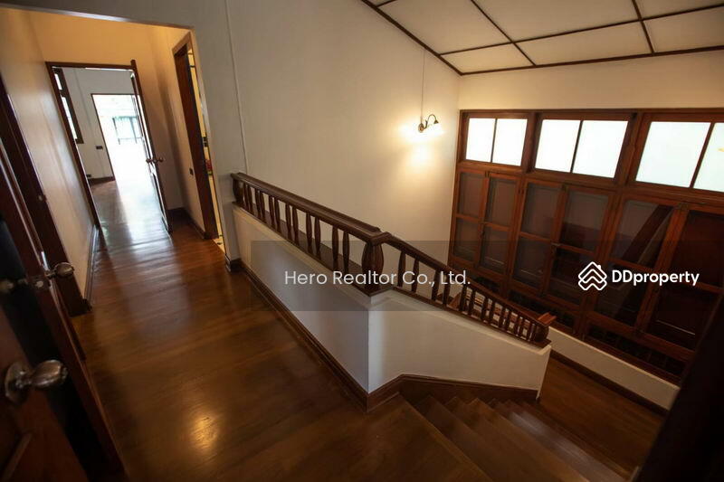 ให้เช่า - For Rent Bangkok Single House Phloen Chit BTS Phloen Chit Pathum Wan BRE15652, กรุงเทพ
