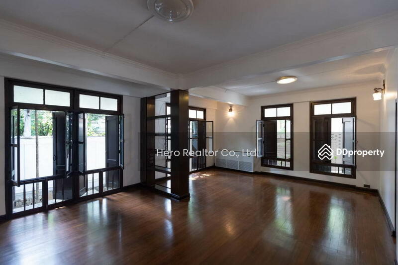 ให้เช่า - For Rent Bangkok Single House Phloen Chit BTS Phloen Chit Pathum Wan BRE15652, กรุงเทพ
