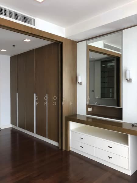 Nusasiri Grand, Bangkok, Soi Sukhumvit 42, Phra Kanong, Khlong Toei, Bangkok, 3 Bedrooms, 167 sqm, Condo For Rent, by Jarunat K, 8720185 - DDproperty.com