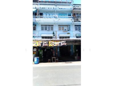 ขาย - อาคารพาณิชย์ 80วา ด้ดแปลงเป็นหอพัก 28 ห้อง, กรุงเทพ