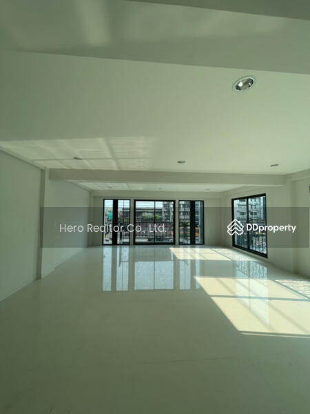 For Rent - For Rent Bangkok Home Office Sukhumvit 77 BTS On Nut Watthana BRE15708, Bangkok