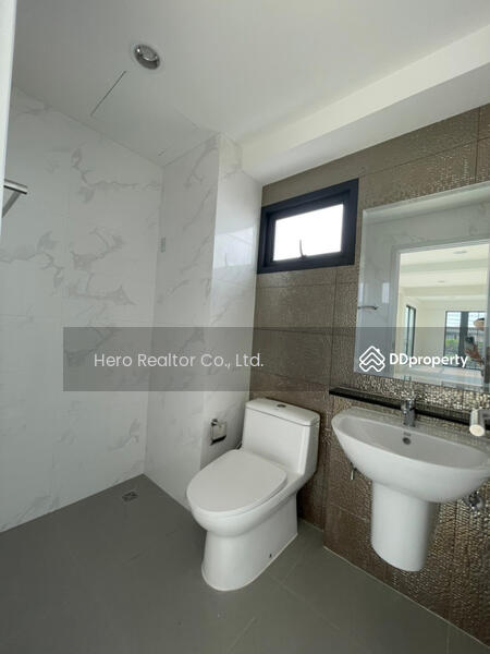 For Rent - For Rent Bangkok Home Office Sukhumvit 77 BTS On Nut Watthana BRE15708, Bangkok