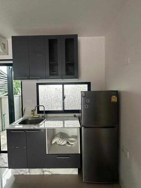 ทาวน์โฮม บ้านกลางเมือง ศรีนครินทร์ - อ่อนนุช, Bangkok, Prawet, Bangkok, 3 Bedrooms, 141 sqm, Townhouse For Rent, by Living Condo, 8747911 - DDproperty.com
