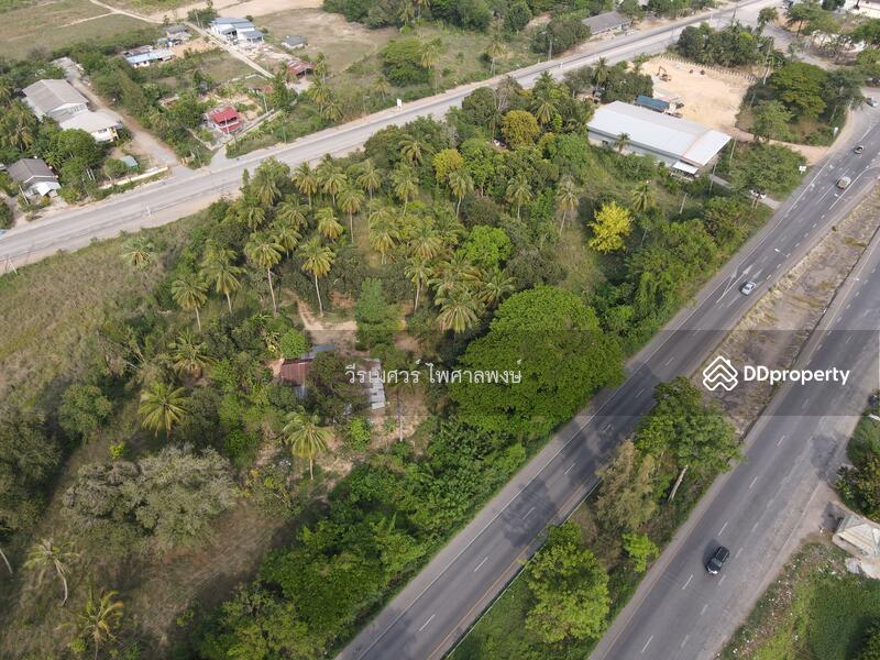 ขายที่ดิน อำเภอปรานบุรี ประจวบคีรีขันธ์ ( ติดถนนเพชรเกษม กว้าง 6 เลน ) 5-3-0 ไร่ 