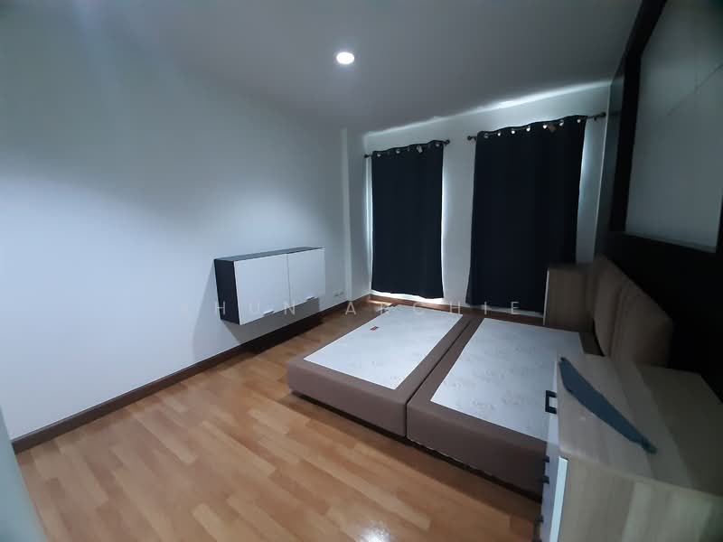 Baan Klang Muang Luzern / Onnut 46, กรุงเทพ, 88 Sukhumvit 77 (onnut 46), สวนหลวง, สวนหลวง, กรุงเทพ, 200 ตร.ม., ทาวน์เฮ้าส์ ให้เช่า, โดย Khun Archie, 8793854 - DDproperty.com