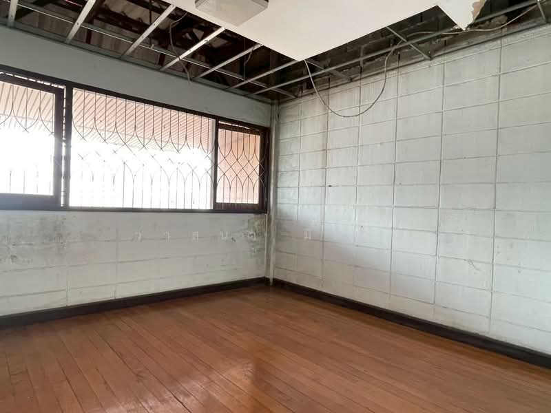 ทาวน์เฮาส์ 2 ชั้น หมู่บ้านเสนานิเวศน์ 1 ทำเลทองย่าน ลาดพร้าว-วังหิน, Bangkok, เกษตร-นวมินทร์, Lat Phrao, Lat Phrao, Bangkok, 3 Bedrooms, 70 sqm, Townhouse For Sale, by Wasana Meetheam, 8794811 - DDproperty.com