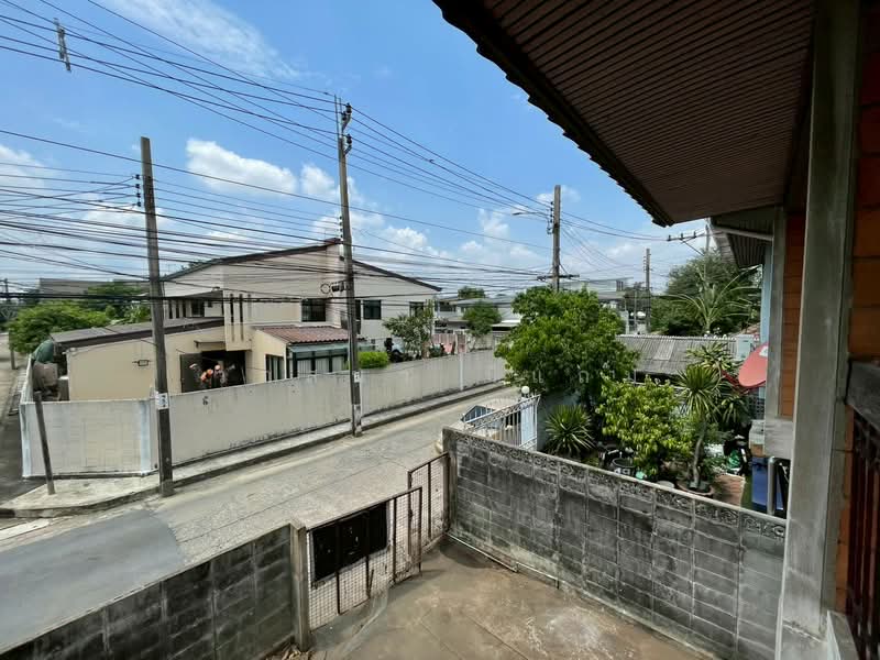 ทาวน์เฮาส์ 2 ชั้น หมู่บ้านเสนานิเวศน์ 1 ทำเลทองย่าน ลาดพร้าว-วังหิน, Bangkok, เกษตร-นวมินทร์, Lat Phrao, Lat Phrao, Bangkok, 3 Bedrooms, 70 sqm, Townhouse For Sale, by Wasana Meetheam, 8794811 - DDproperty.com